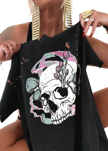 pebby forevee Side Slit Tee FLORAL SKULL BLEACHED OUT SIDE SLIT TEE