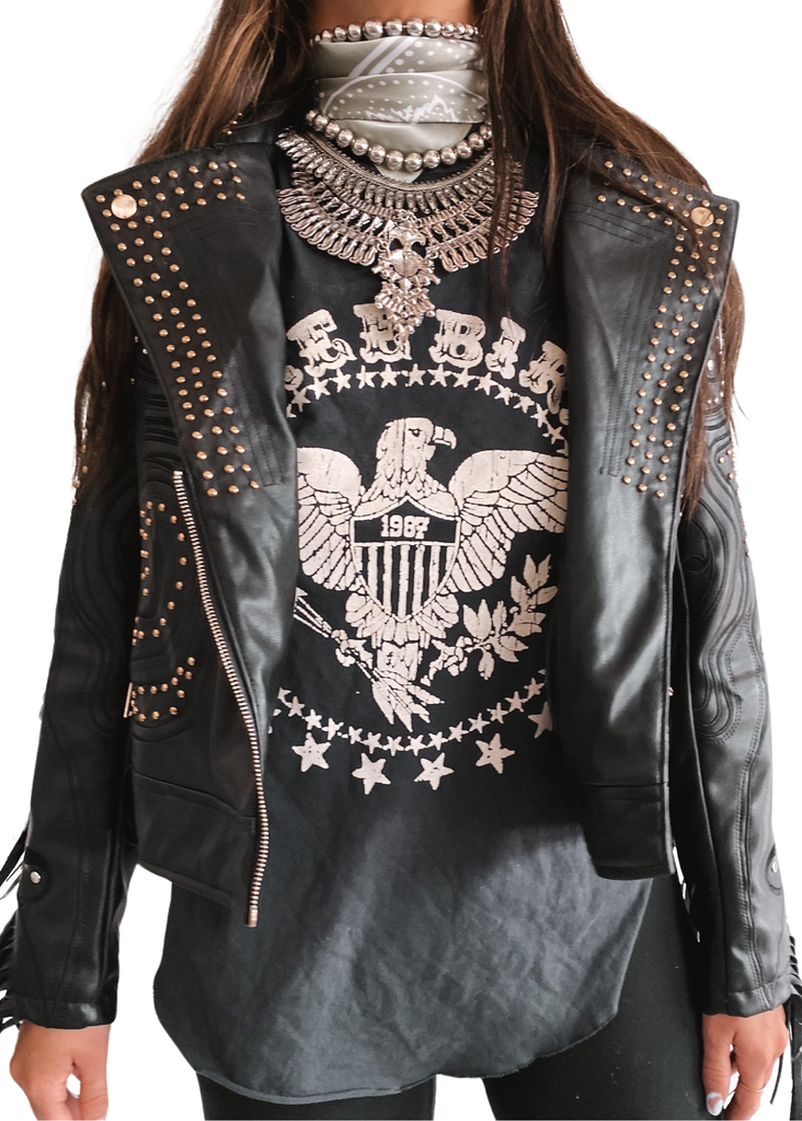 pebby forevee Side Slit Tee FREE BIRD SIDE SLIT TEE