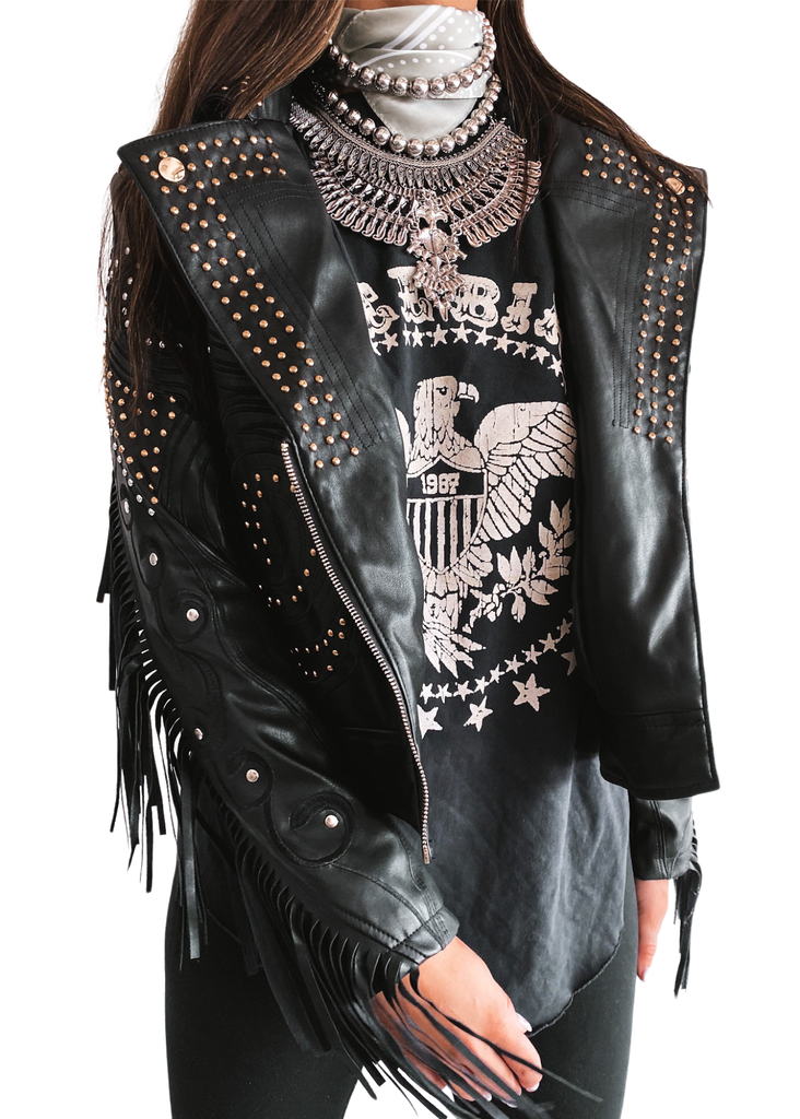 pebby forevee Side Slit Tee FREE BIRD SIDE SLIT TEE