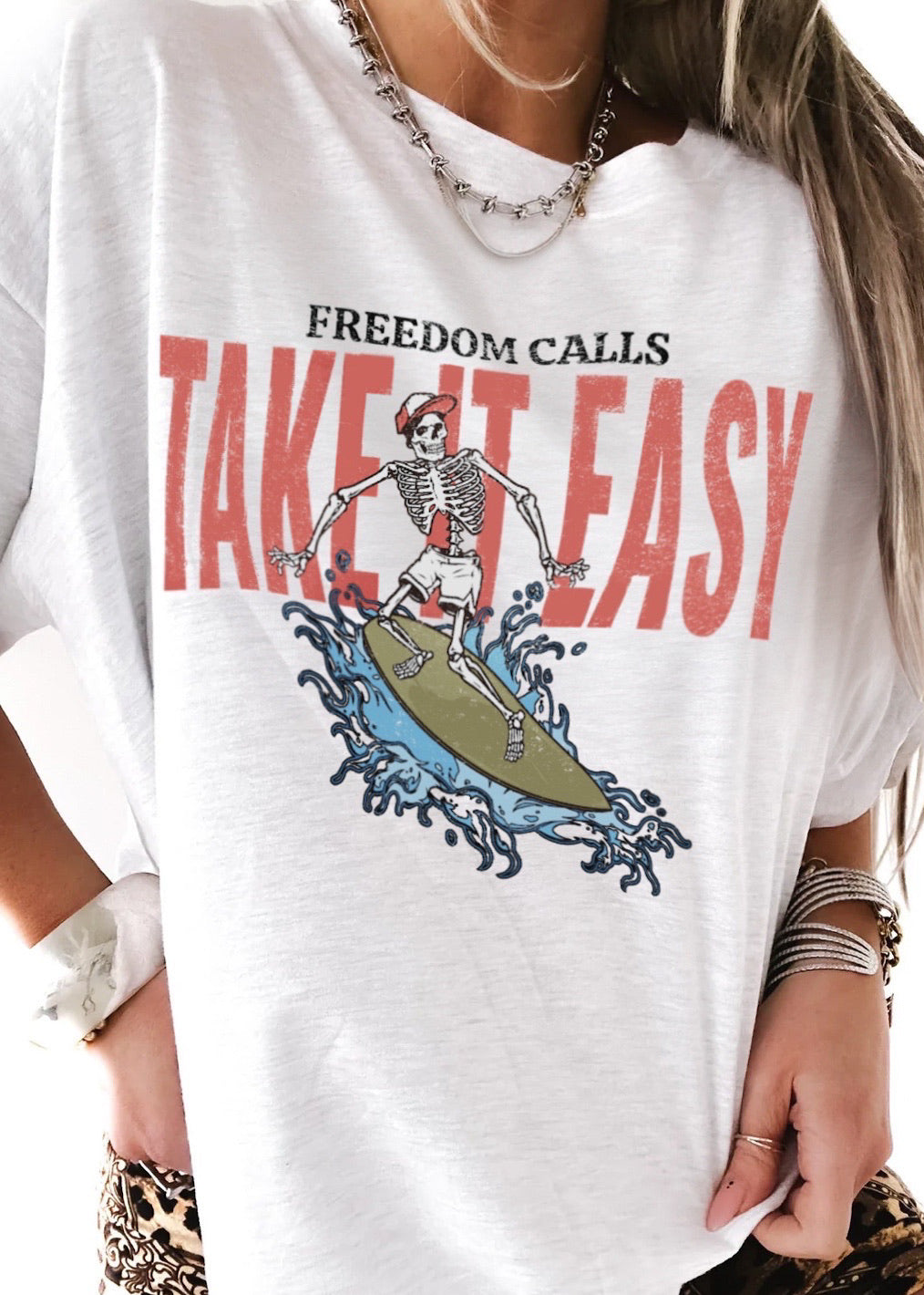 pebby forevee Side Slit Tee FREEDOM CALLS SIDE SLIT TEE