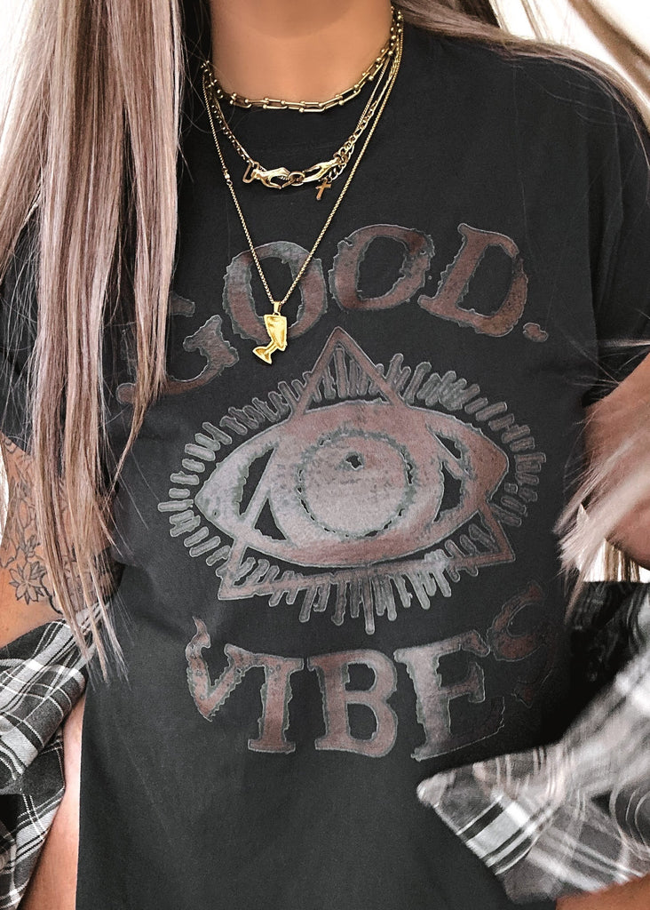 pebby forevee Side Slit Tee GOOD VIBES BLACKED OUT SIDE SLIT TEE