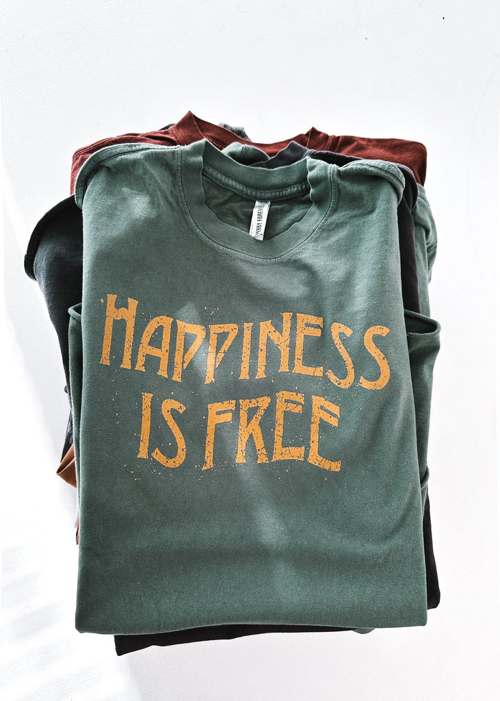 pebby forevee Side Slit Tee HAPPINESS IS FREE SIDE SLIT TEE