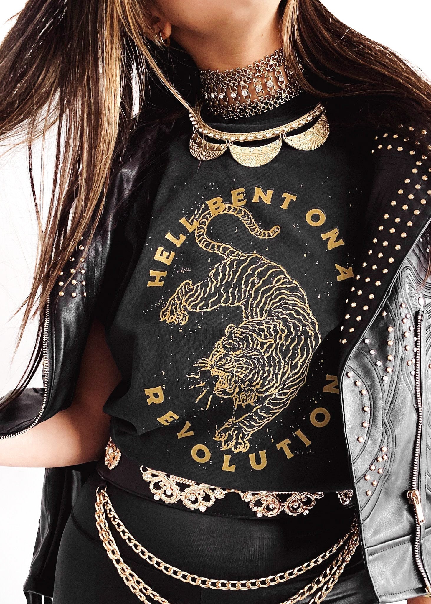 HELL BENT ON A REVOLUTION SIDE SLIT TEE – Pebby Forevee