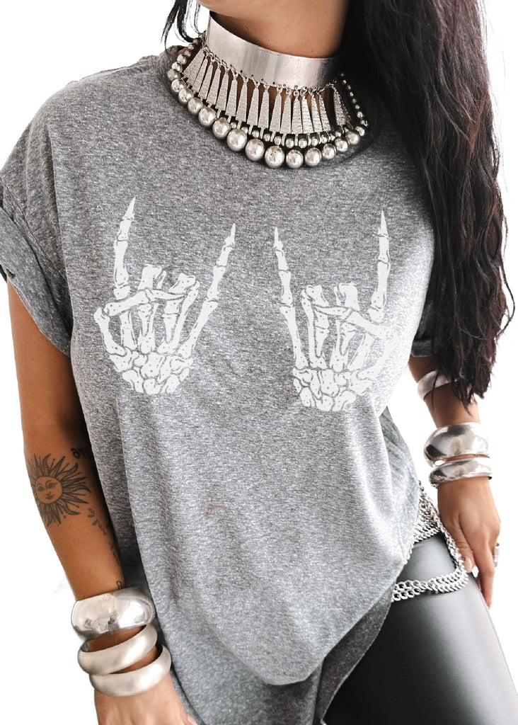 pebby forevee Side Slit Tee KEEP YOUR HANDS ON ME SIDE SLIT TEE