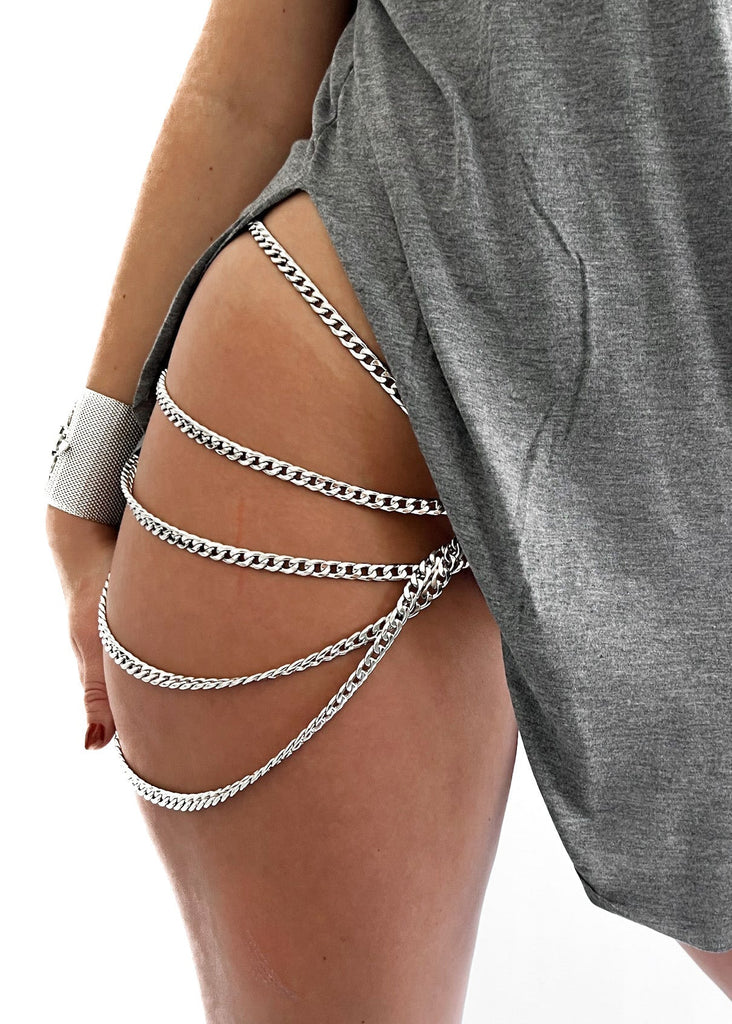 pebby forevee Side Slit Tee KEEP YOUR HANDS ON ME SIDE SLIT TEE