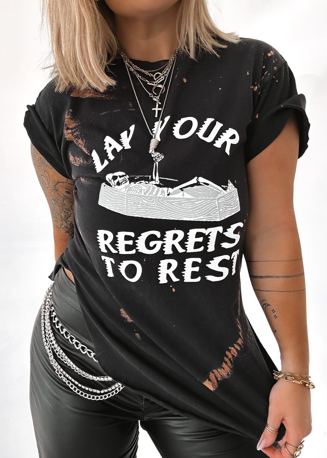 pebby forevee Side Slit Tee LAY YOUR REGRETS TO REST BLEACHED OUT SIDE SLIT TEE