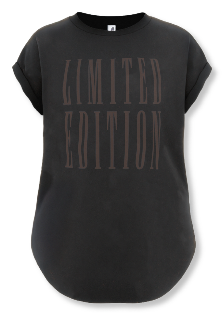 pebby forevee Side Slit Tee LIMITED EDITION SIDE SLIT TEE