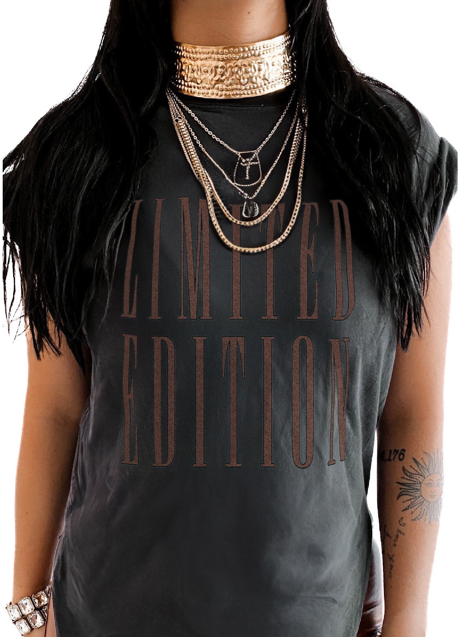 LIMITED EDITION SIDE SLIT TEE – Pebby Forevee