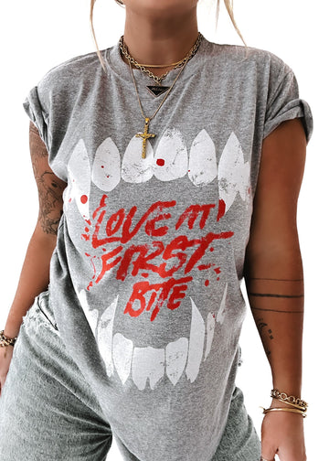 pebby forevee Side Slit Tee LOVE AT FIRST BITE SIDE SLIT TEE