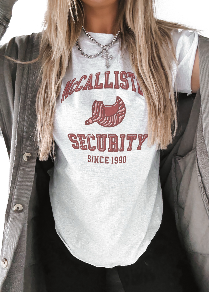 pebby forevee Side Slit Tee MCCALLISTER SECURITY SIDE SLIT TEE