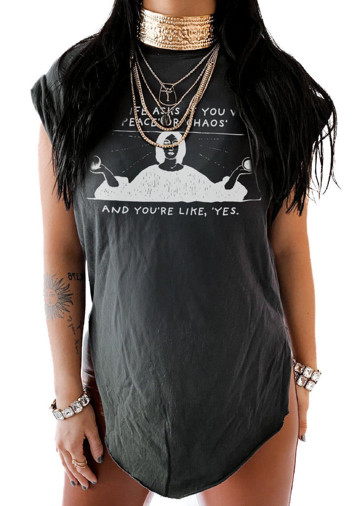 pebby forevee Side Slit Tee PEACE OR CHAOS SIDE SLIT TEE