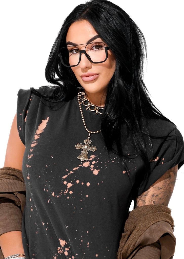 pebby forevee Side Slit Tee PEBBY BASICS BLEACHED OUT BLACK SIDE SLIT TEE