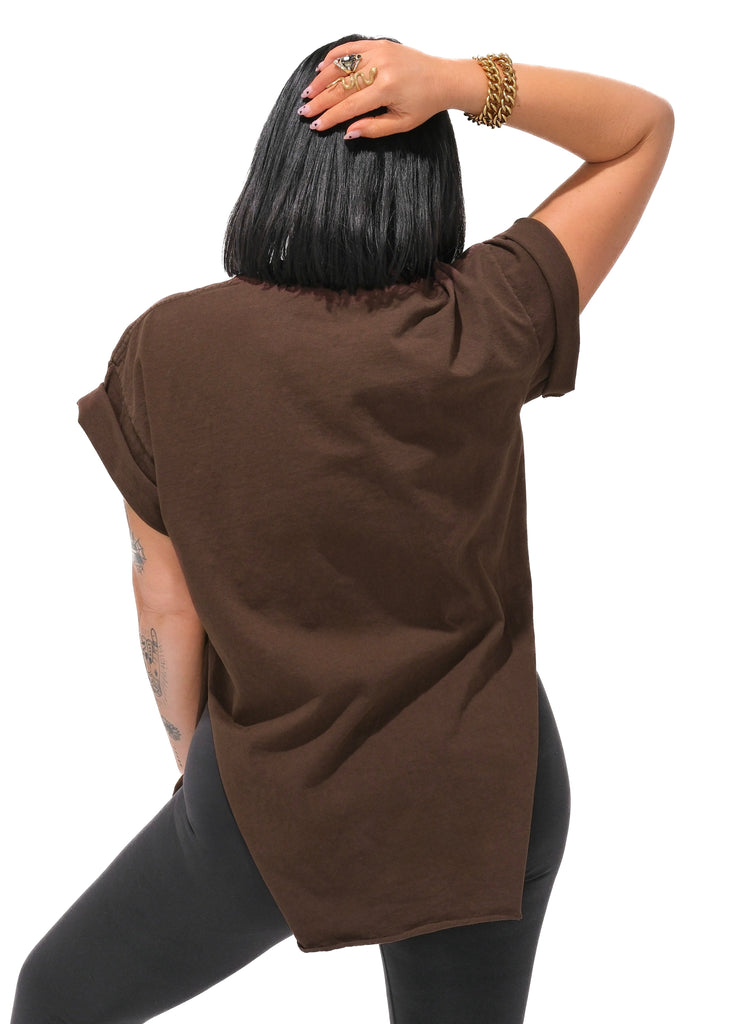 PEBBY BASICS COCOA SIDE SLIT TEE – Pebby Forevee