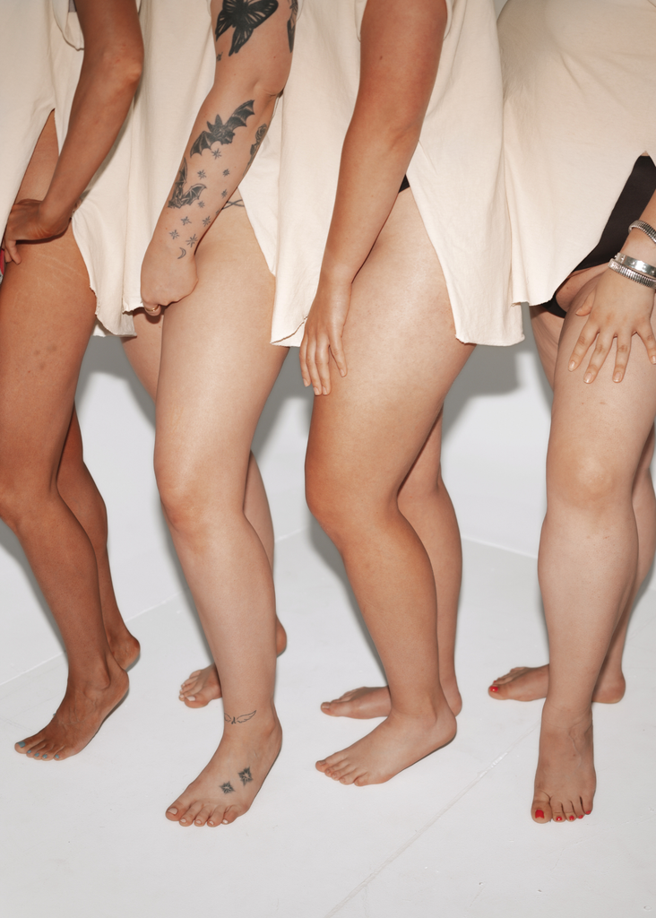 pebby forevee Side Slit Tee PEBBY BASICS IVORY SIDE SLIT TEE