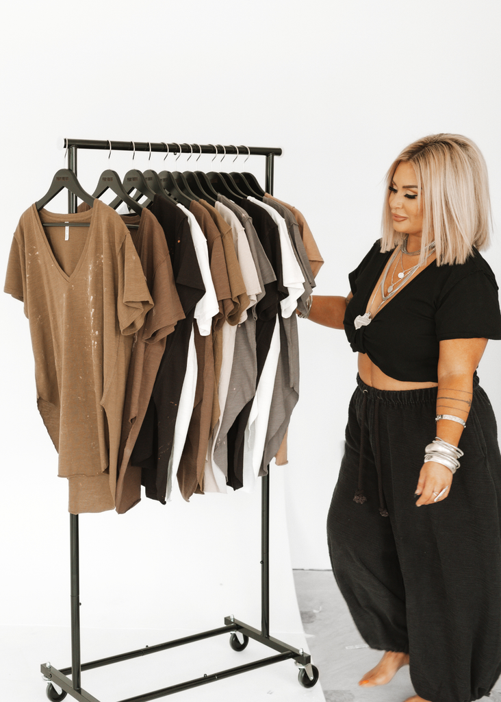 pebby forevee Side Slit Tee PREMIUM PLUNGE V-NECK SIDE SLIT TEE