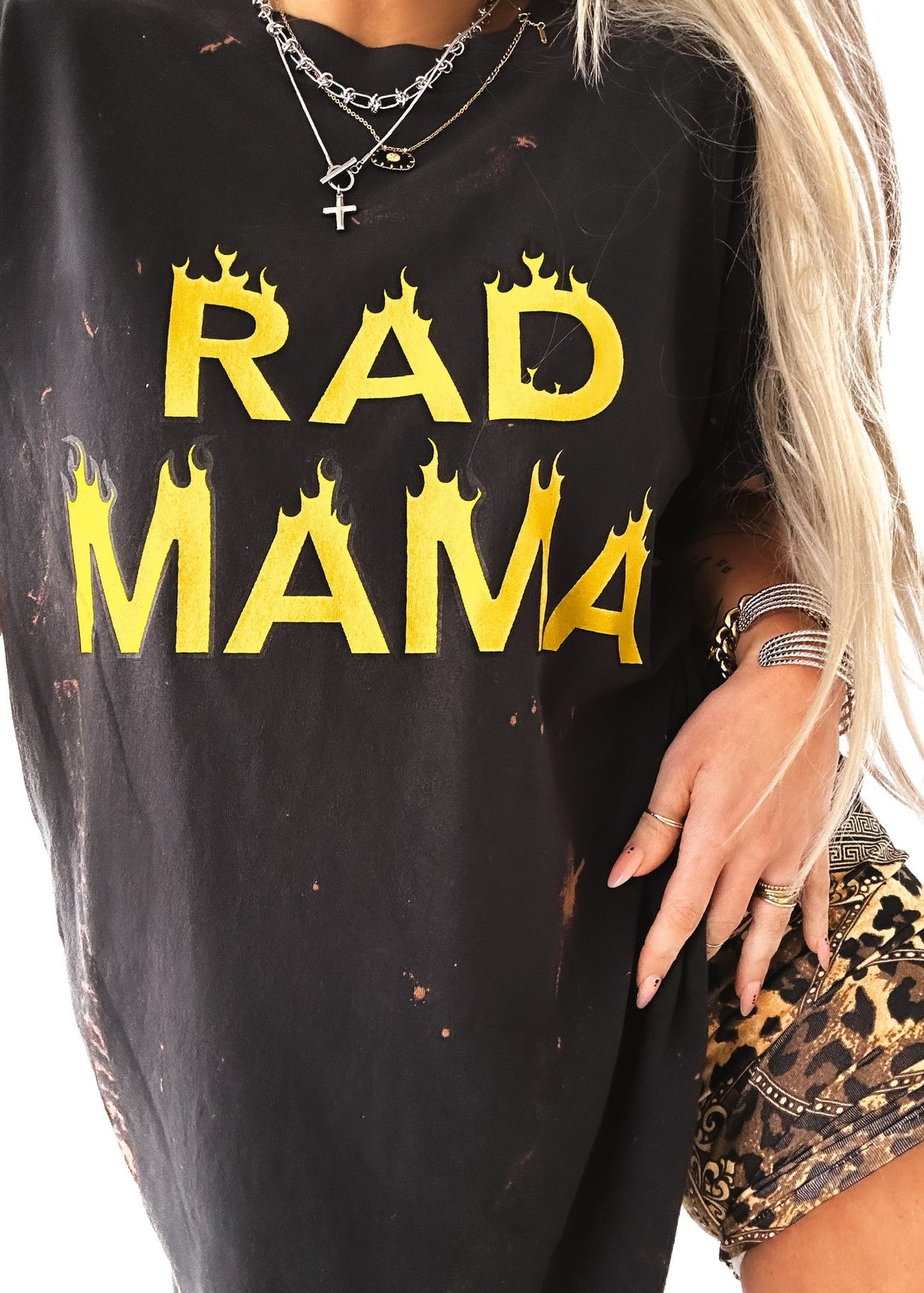 pebby forevee Side Slit Tee RAD MAMA BLEACHED OUT SIDE SLIT TEE