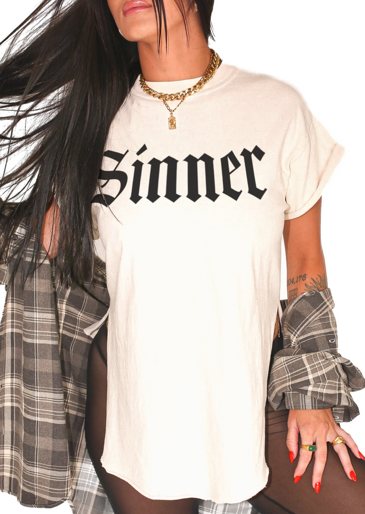 pebby forevee Side Slit Tee SINNER SIDE SLIT TEE