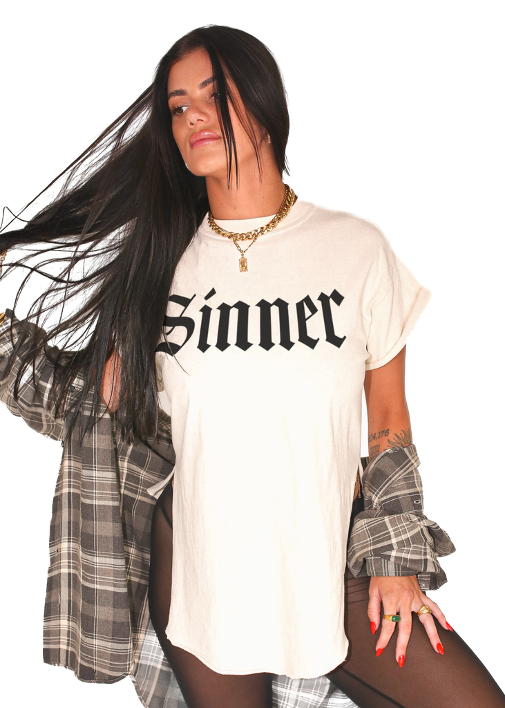pebby forevee Side Slit Tee SINNER SIDE SLIT TEE