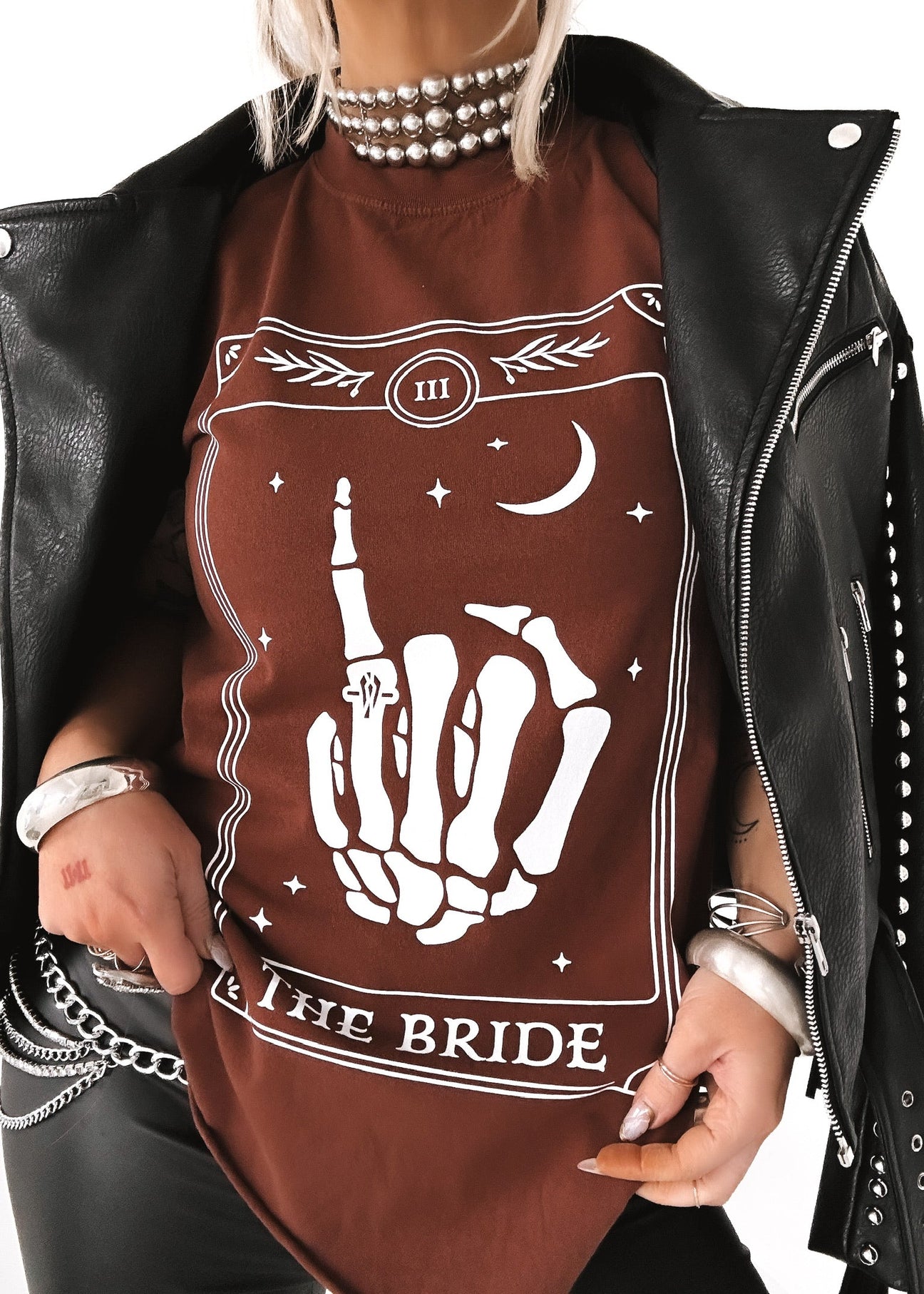 pebby forevee Side Slit Tee THE BRIDE TAROT SIDE SLIT TEE