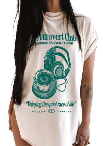 pebby forevee Side Slit Tee THE INTROVERT CLUB SIDE SLIT TEE