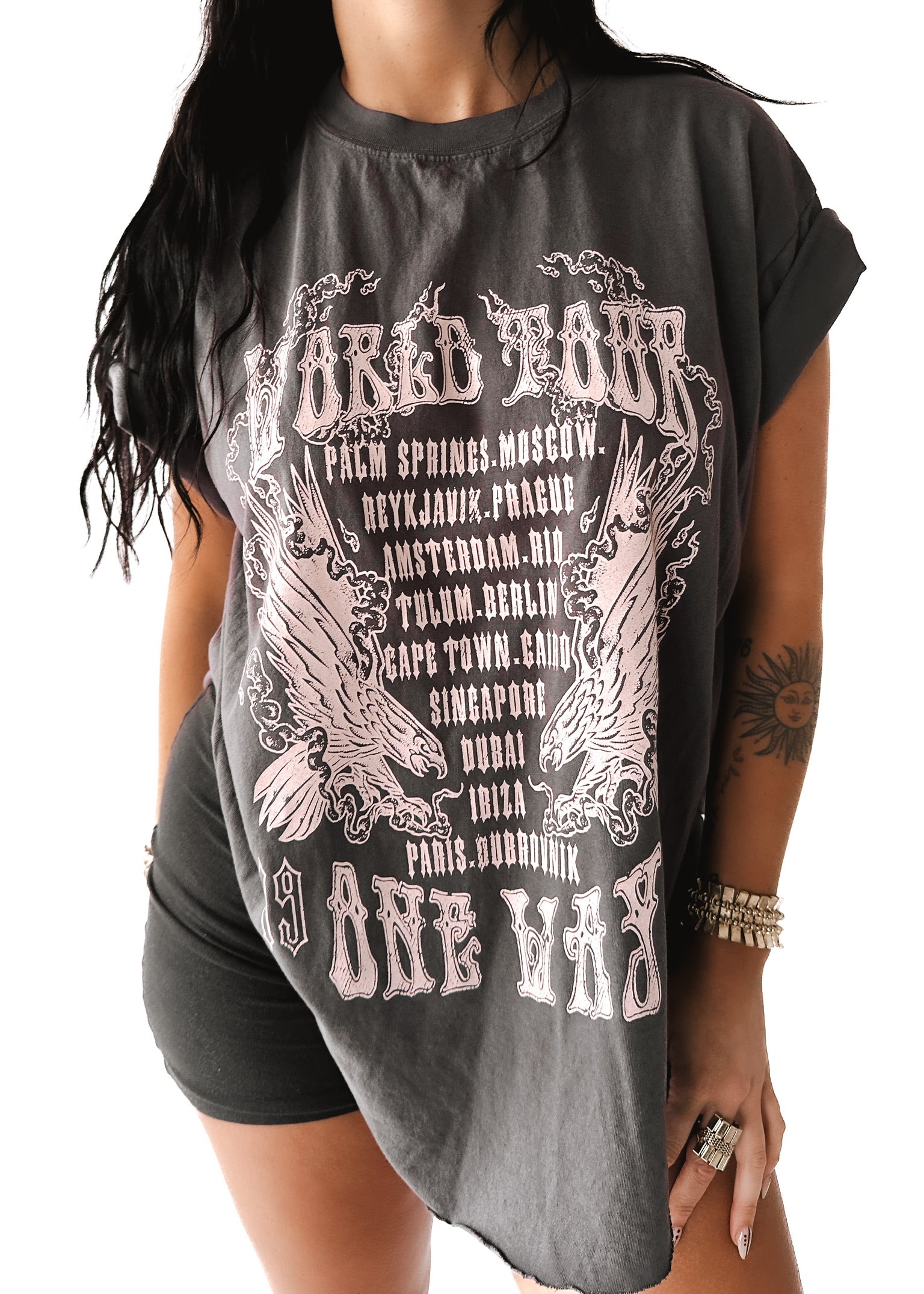 WORLD TOUR SIDE SLIT TEE – Pebby Forevee