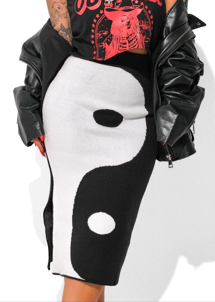 pebby forevee Skirt FINDING MY CHI MIDI SKIRT