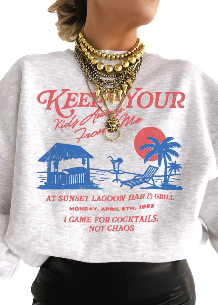 pebby forevee Sweatshirt COCKTAILS NOT CHAOS OVERSIZED GRAPHIC SWEATSHIRT