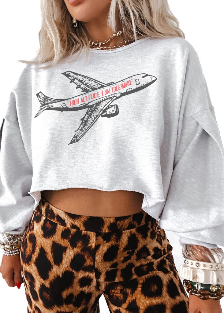 pebby forevee Sweatshirt CROPPED HIGH ALTITUDE, LOW TOLERANCE GRAPHIC SWEATSHIRT