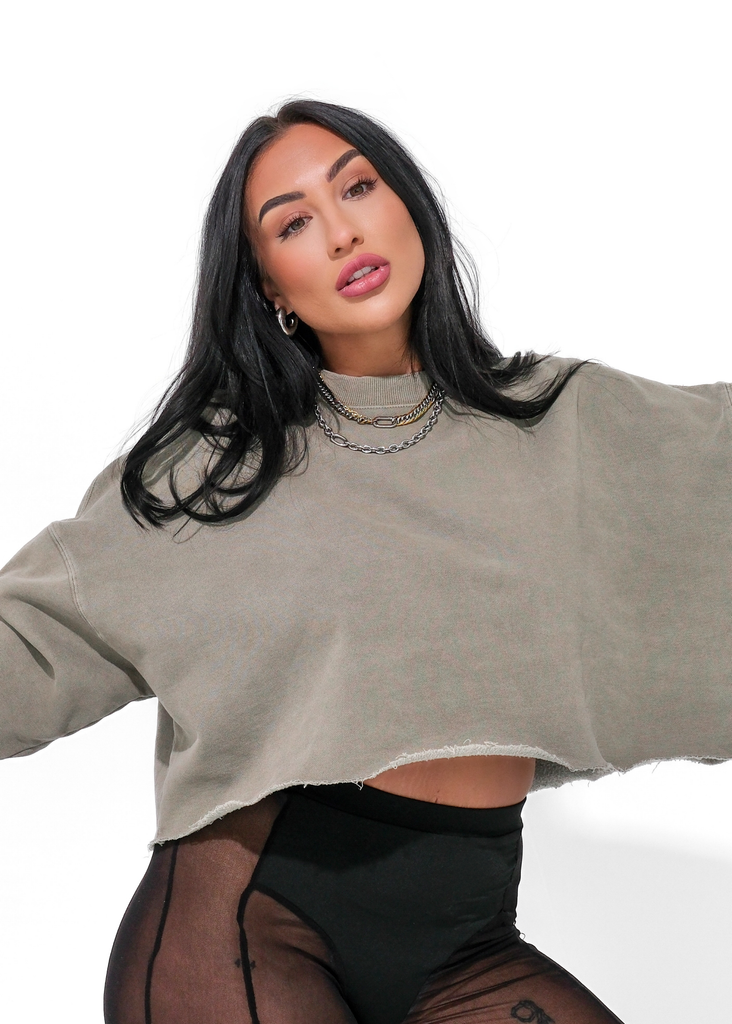 CROPPED OVERSIZED SWEATSHIRT – Pebby Forevee