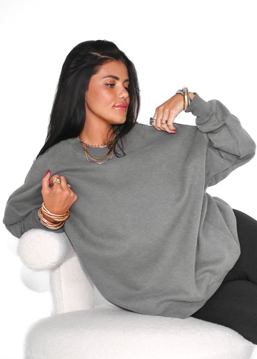 FINAL SALE: OVERSIZED CREWNECK SWEATSHIRT – Pebby Forevee