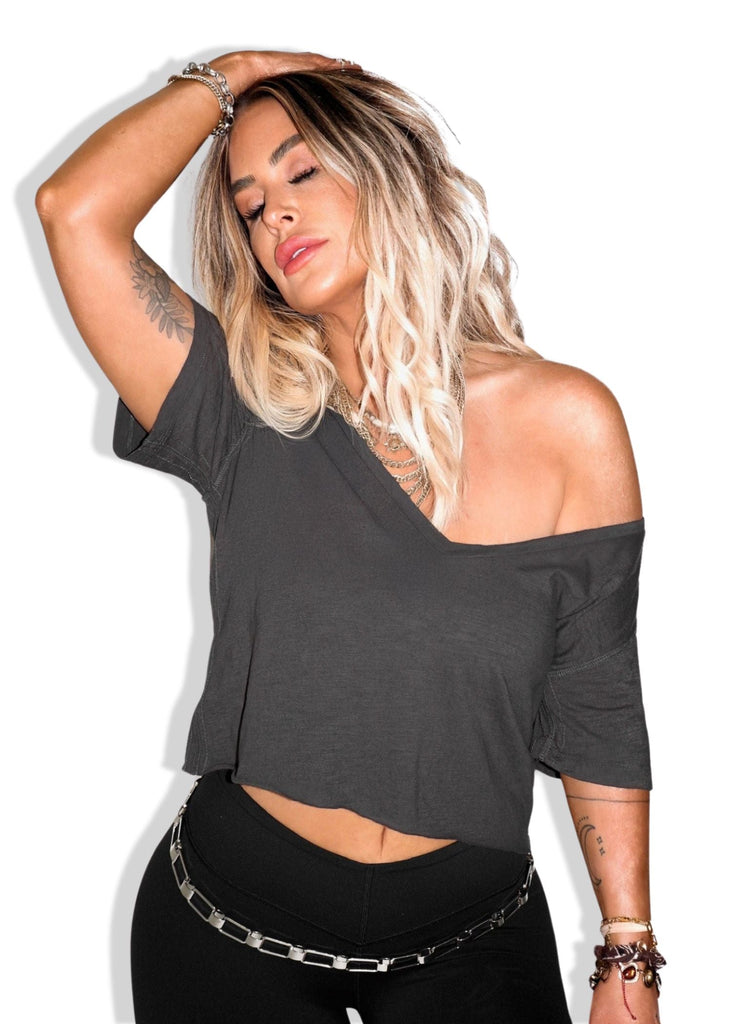 pebby forevee V-Neck Short Sleeve Top CROPPED PREMIUM PLUNGE V-NECK SIDE SLIT TOP