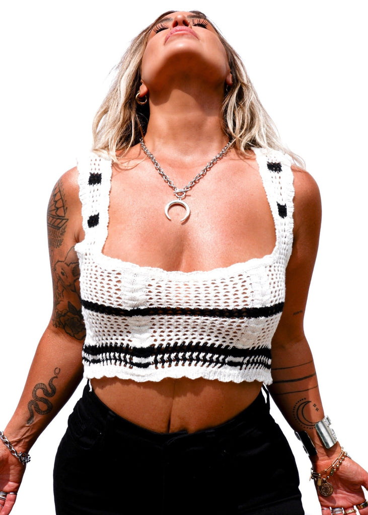 pebby forevee Vest DAISY KNIT TOP