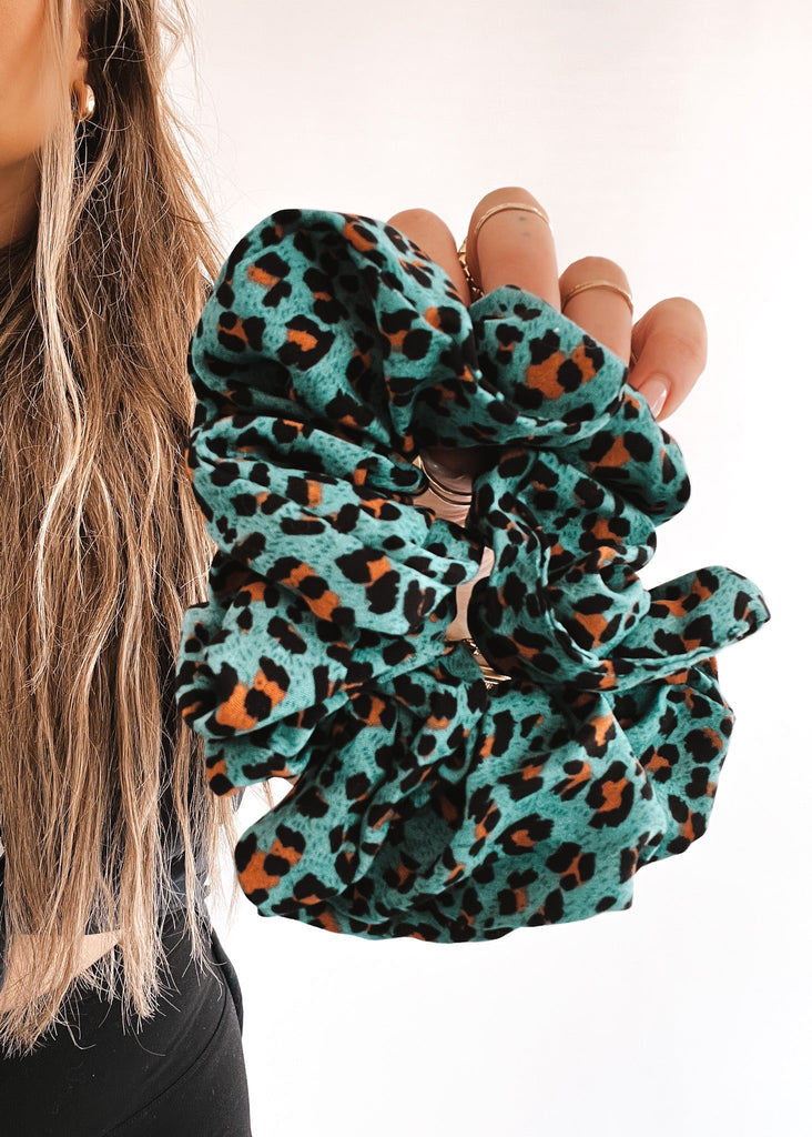 pebby forevee Burnt Teal FOR THICK HAIR SUPER STRETCH SCRUNCHIE