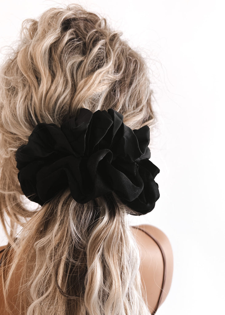 pebby forevee Classic Black FOR THICK HAIR SUPER STRETCH SCRUNCHIE