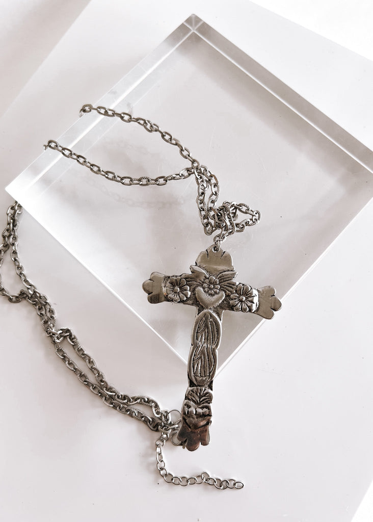 pebby forevee Necklace Silver RELIGION LONGLINE NECKLACE