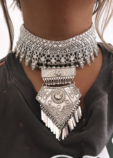pebby forevee Necklace Silver THE HITCH STATEMENT CHOKER NECKLACE