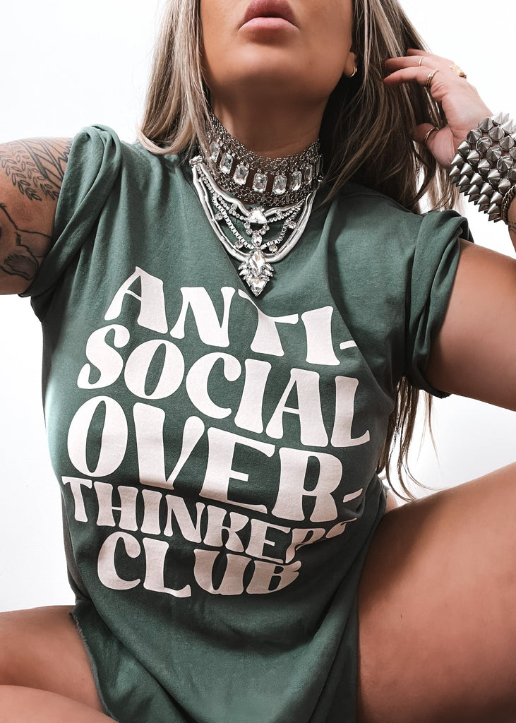 pebby forevee Side Slit Tee ANTISOCIAL OVERTHINKERS CLUB SIDE SLIT TEE