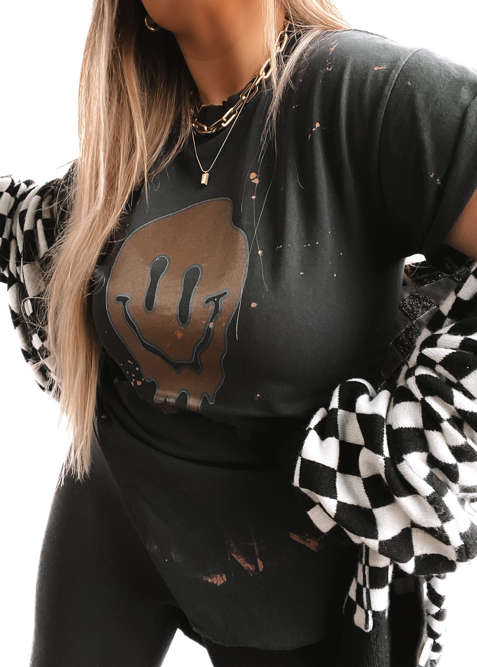 EVERYTHING'S FINE BLEACHED OUT SIDE SLIT TEE – Pebby Forevee