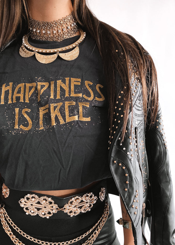 pebby forevee Side Slit Tee HAPPINESS IS FREE SIDE SLIT TEE