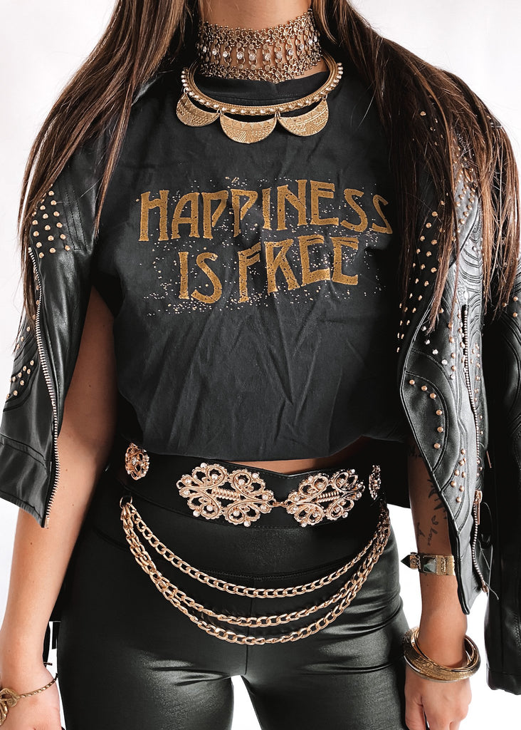 pebby forevee Side Slit Tee HAPPINESS IS FREE SIDE SLIT TEE