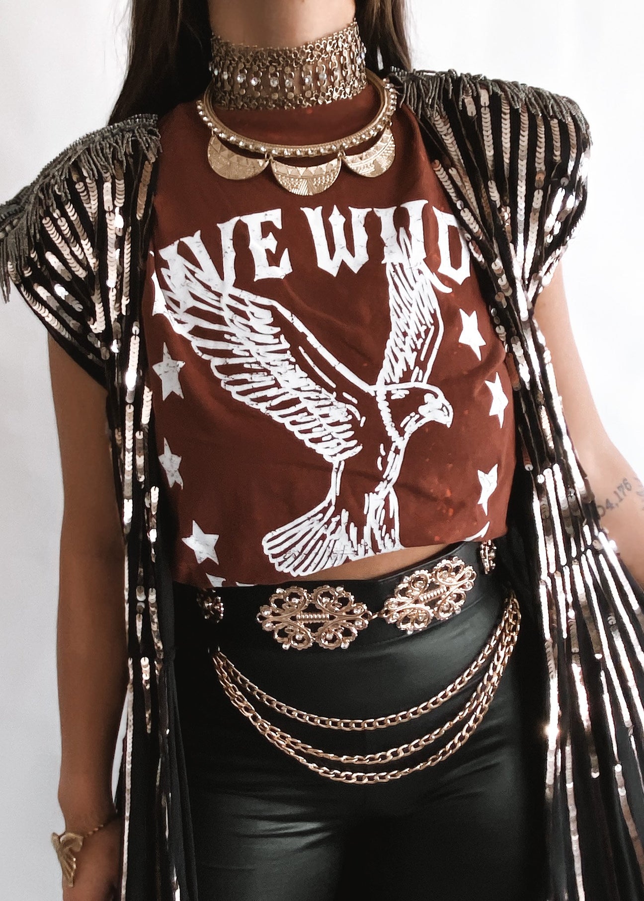 pebby forevee Side Slit Tee LIVE WILD AND FREE BLEACHED OUT SIDE SLIT TEE
