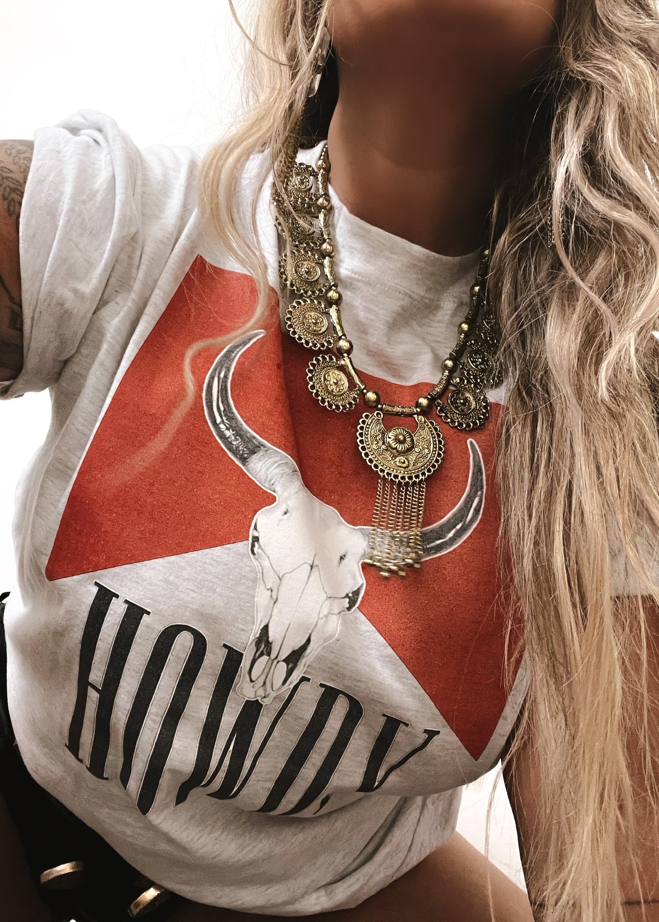 pebby forevee Side Slit Tee MESS WITH THE BULL SIDE SLIT TEE