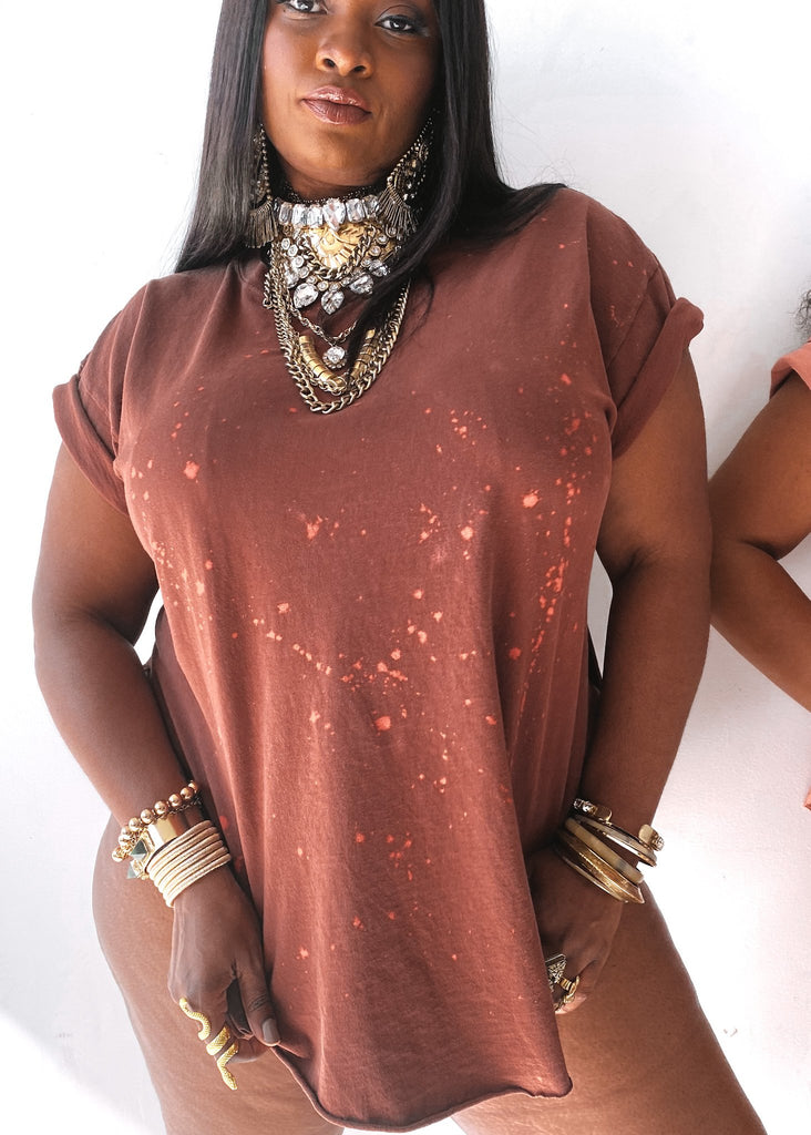 pebby forevee Side Slit Tee PEBBY BASICS BLEACHED OUT RUST SIDE SLIT TEE