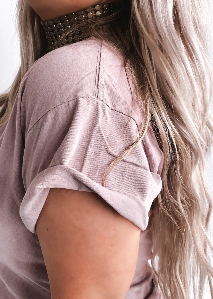 pebby forevee Side Slit Tee PEBBY BASICS LILAC SIDE SLIT TEE