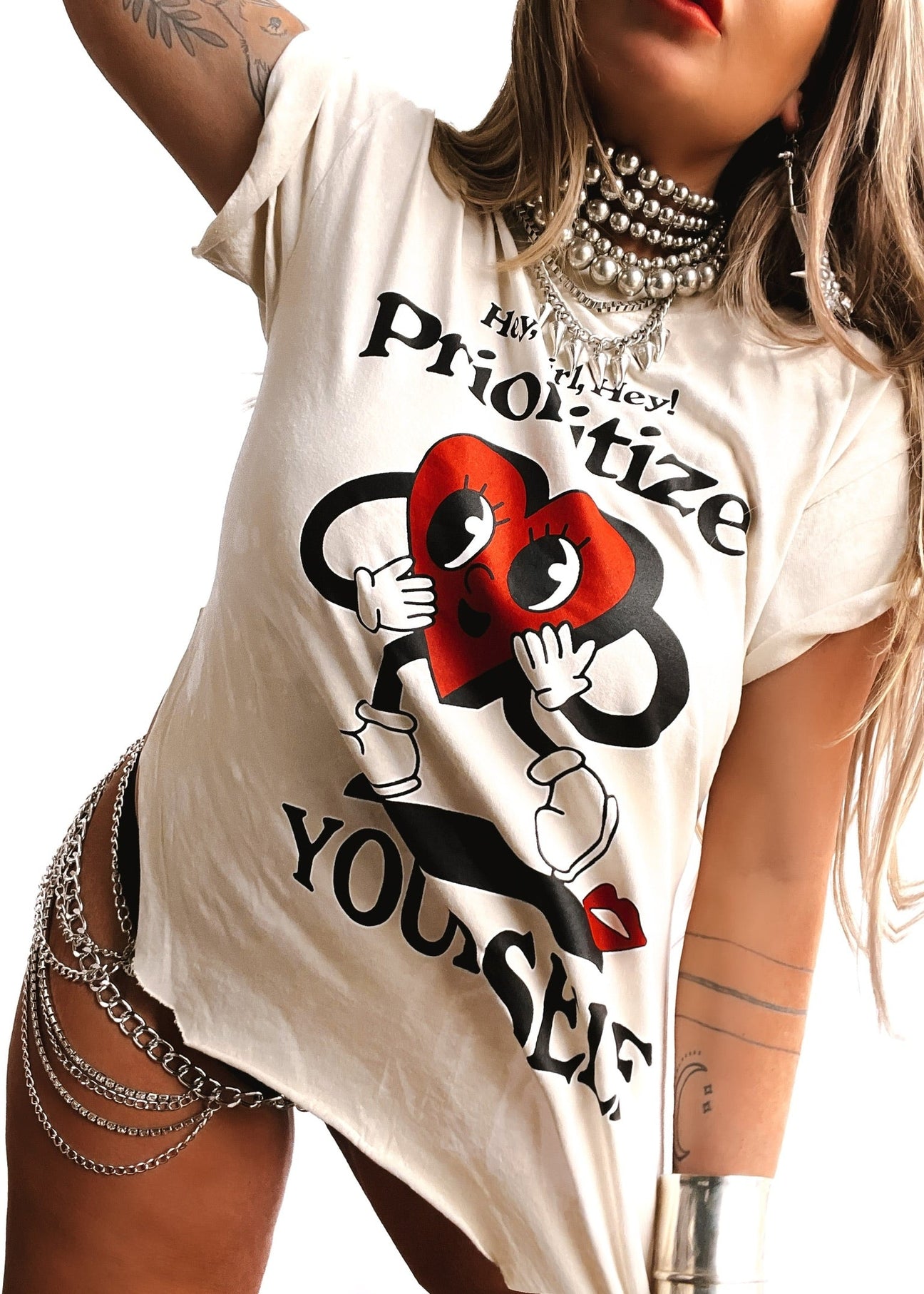 pebby forevee Side Slit Tee PRIORITIZE YOURSELF BLEACHED OUT SIDE SLIT TEE