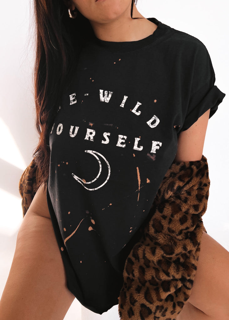 pebby forevee Side Slit Tee RE-WILD YOURSELF BLEACHED OUT SIDE SLIT TEE