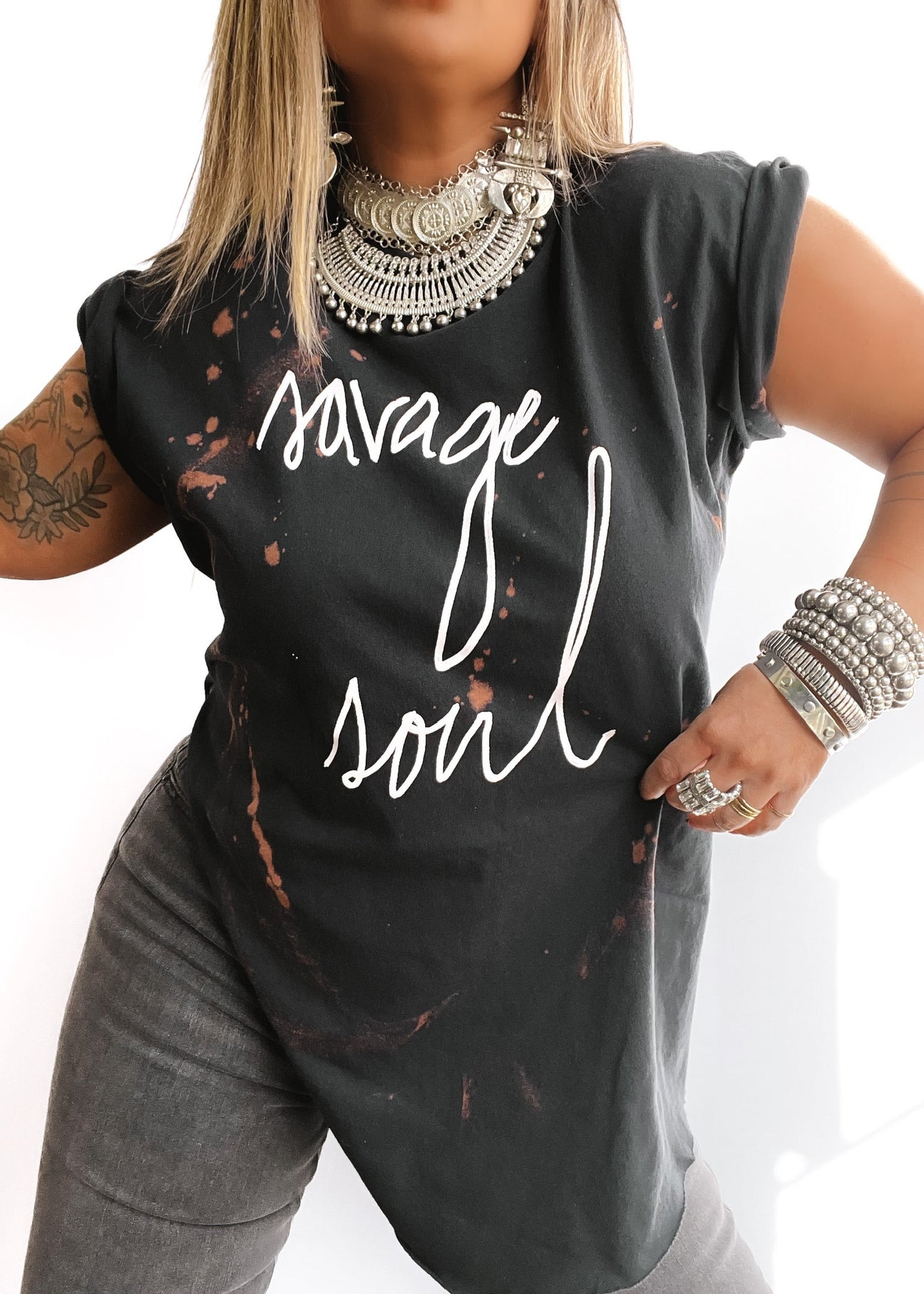 pebby forevee Side Slit Tee SAVAGE SOUL BLEACHED OUT SIDE SLIT TEE