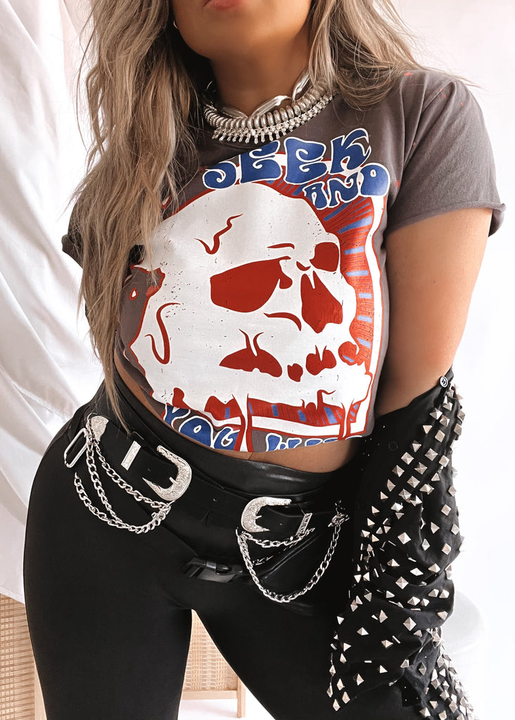 pebby forevee Side Slit Tee SEEK AND YOU WILL FIND SIDE SLIT TEE